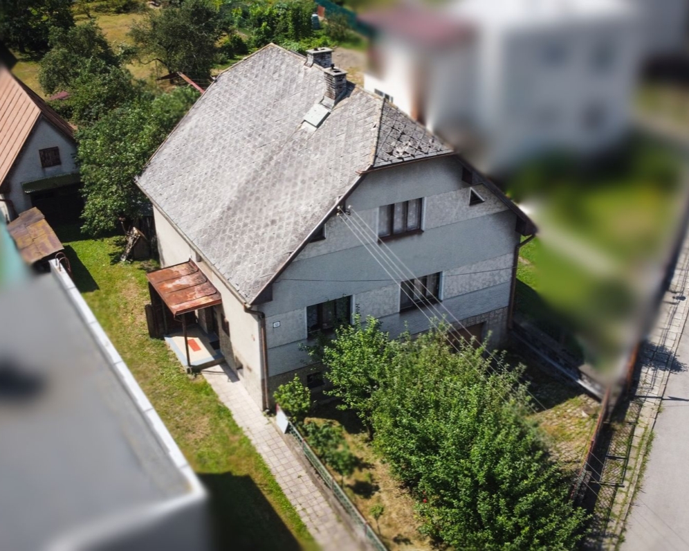 RODINNÝ DOM V OBCI BYSTRIČKA, 716 m2